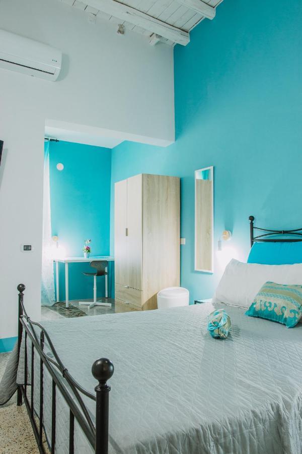 Magico Sole Bed and Breakfast Porto Empedocle Exteriör bild